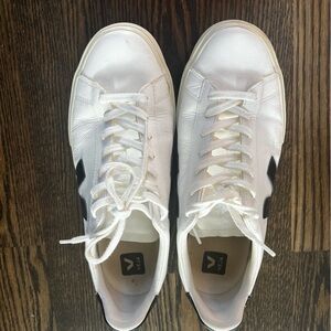 Men’s Veja Sneakers